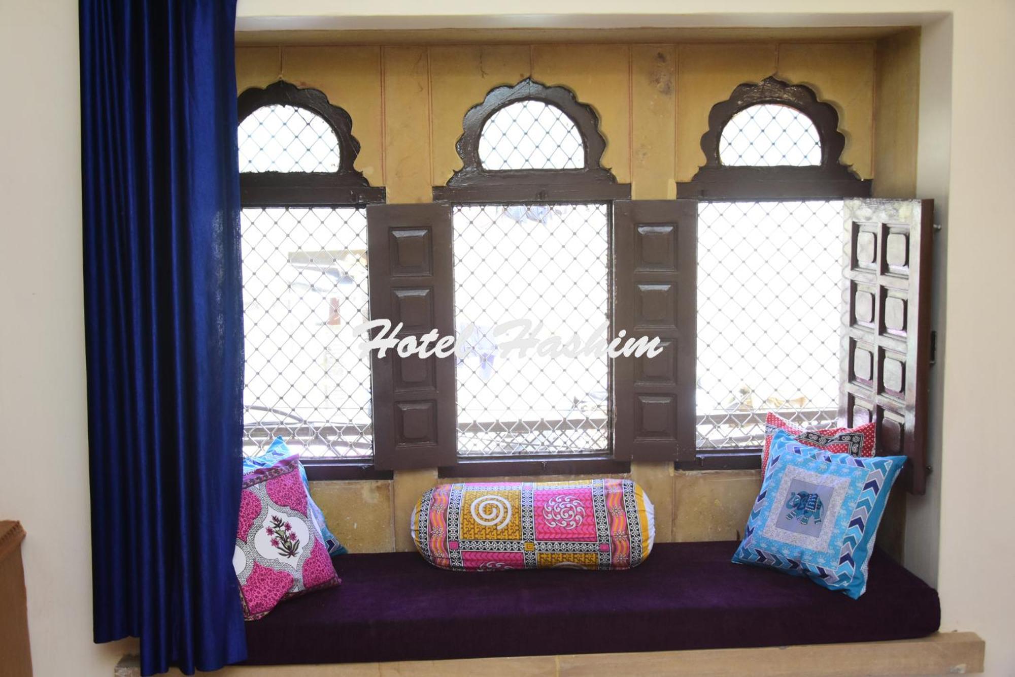 Hotel Hashim ไจซัลเมอร์ ภายนอก รูปภาพ