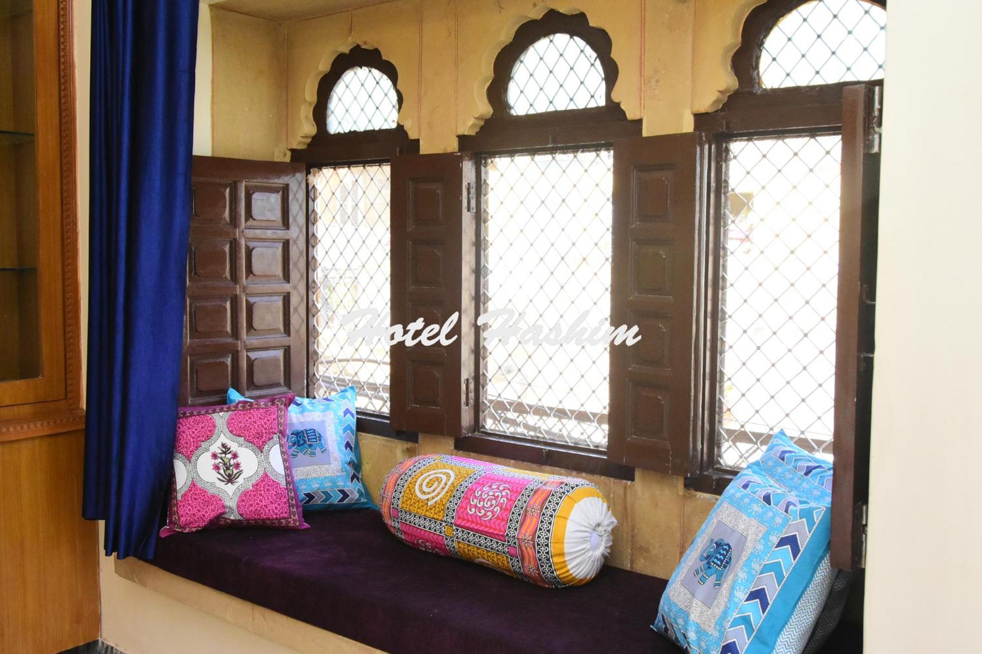 Hotel Hashim ไจซัลเมอร์ ภายนอก รูปภาพ